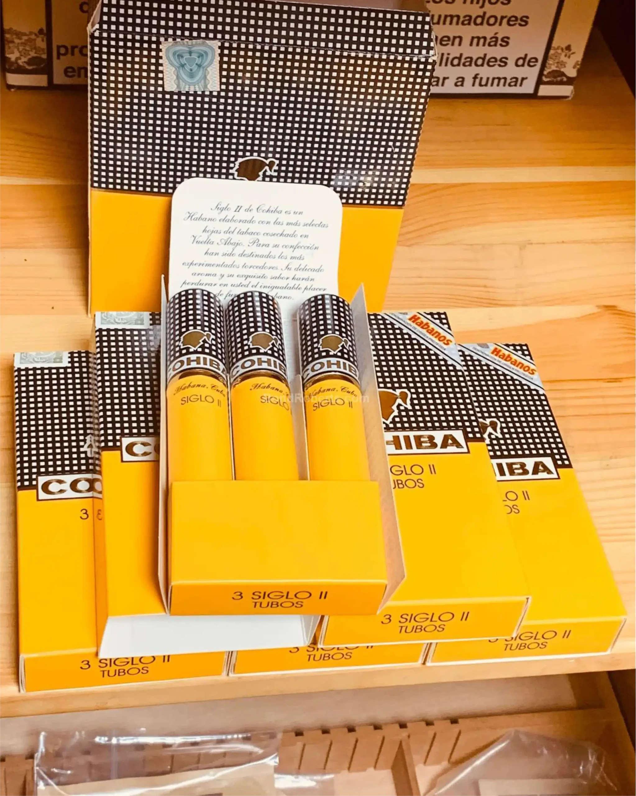COHIBA SIGLO II TUBOS 3x5