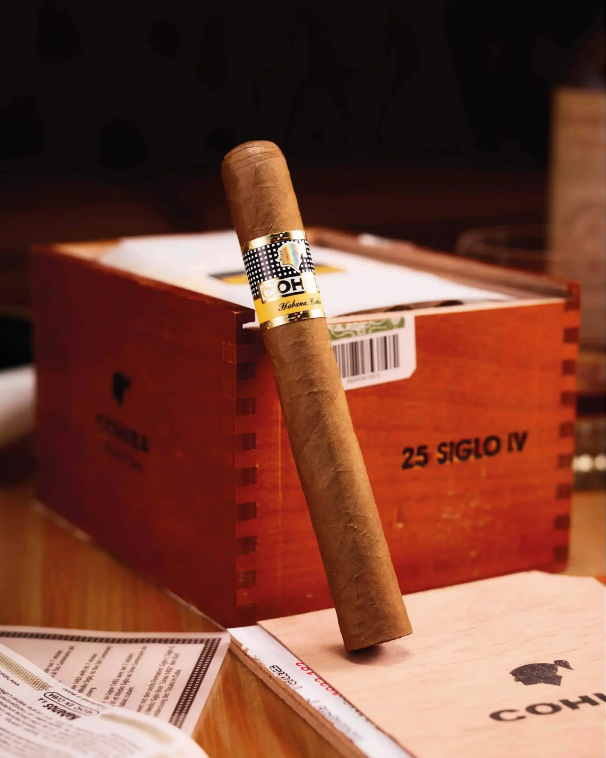 COHIBA SIGLO IV BOX OF 25 - Image 2
